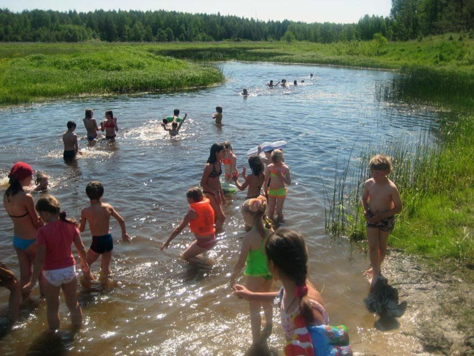 О надзоре за местами купания и отдыха  населения на водоёмах.