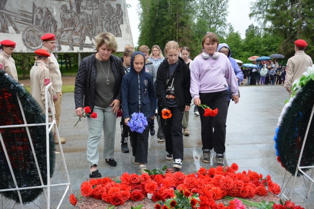 20 июня в поселке Демянск прошел памятный митинг на мемориале воинам Северо-Западного фронта,.
